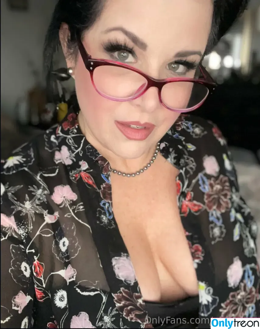 evparrish nude photo #0122 (evparrishofficial)