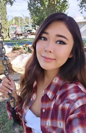 ExtraEmily / extra.emilay / extraemilyy / extremly_cute nude photo #0185