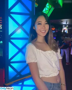 ExtraEmily / extra.emilay / extraemilyy / extremly_cute nude photo #0545