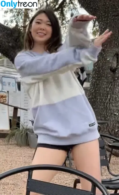 ExtraEmily nude photo #0080 (extra.emilay / extraemilyy / extremly_cute)