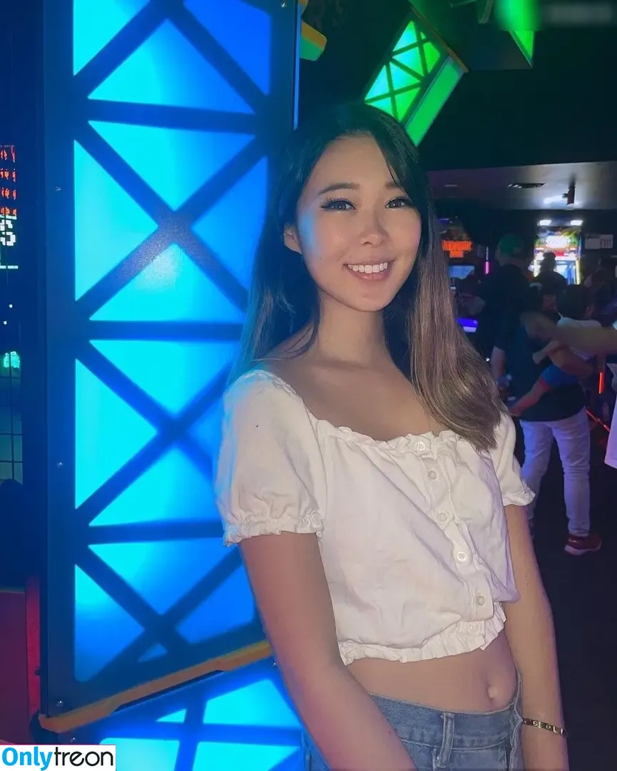 ExtraEmily nude photo #0545 (extra.emilay / extraemilyy / extremly_cute)