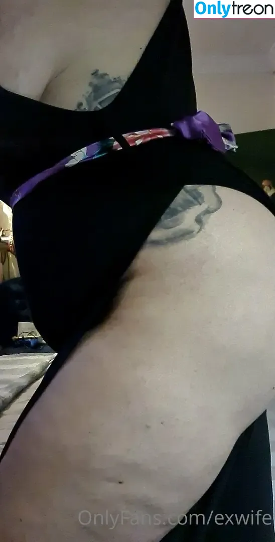 exwife nude photo #0002 (exwifesart)