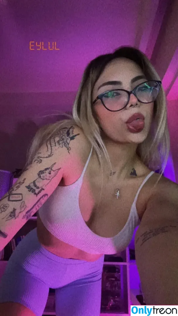 Eylul Adiguzel nude photo #0002 (eylue / eylul / eyluladiguzel)