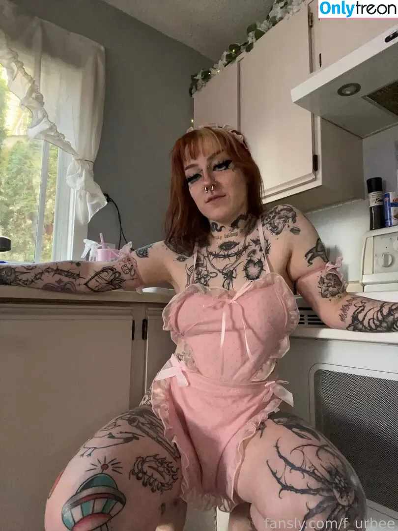 f_urbee nude photo #0550 (furbee._ / furbs0)