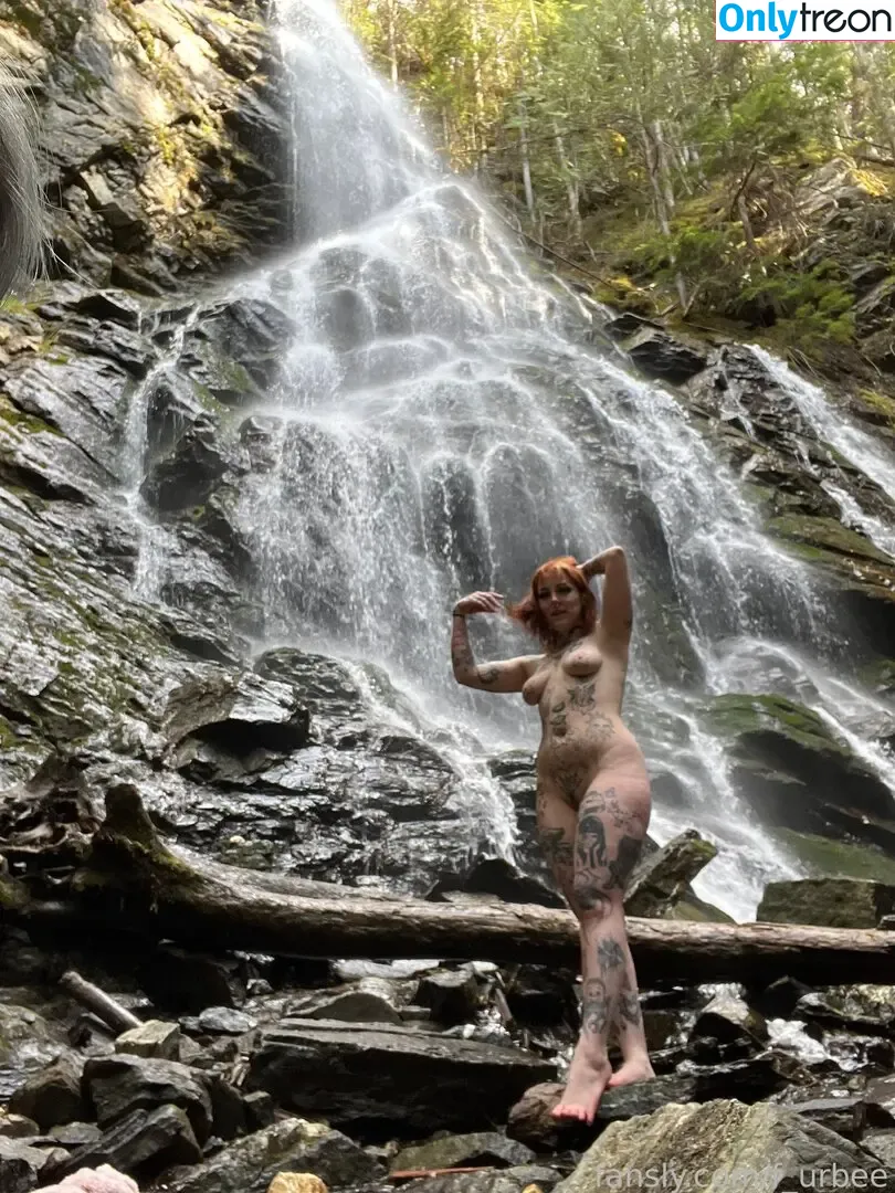 f_urbee nude photo #0556 (furbee._ / furbs0)
