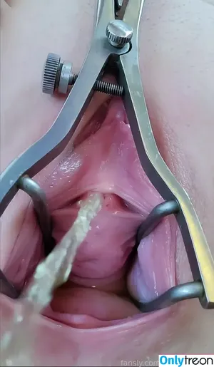 f1lthyfucktoy / f1lthy.junkie nude photo #0004