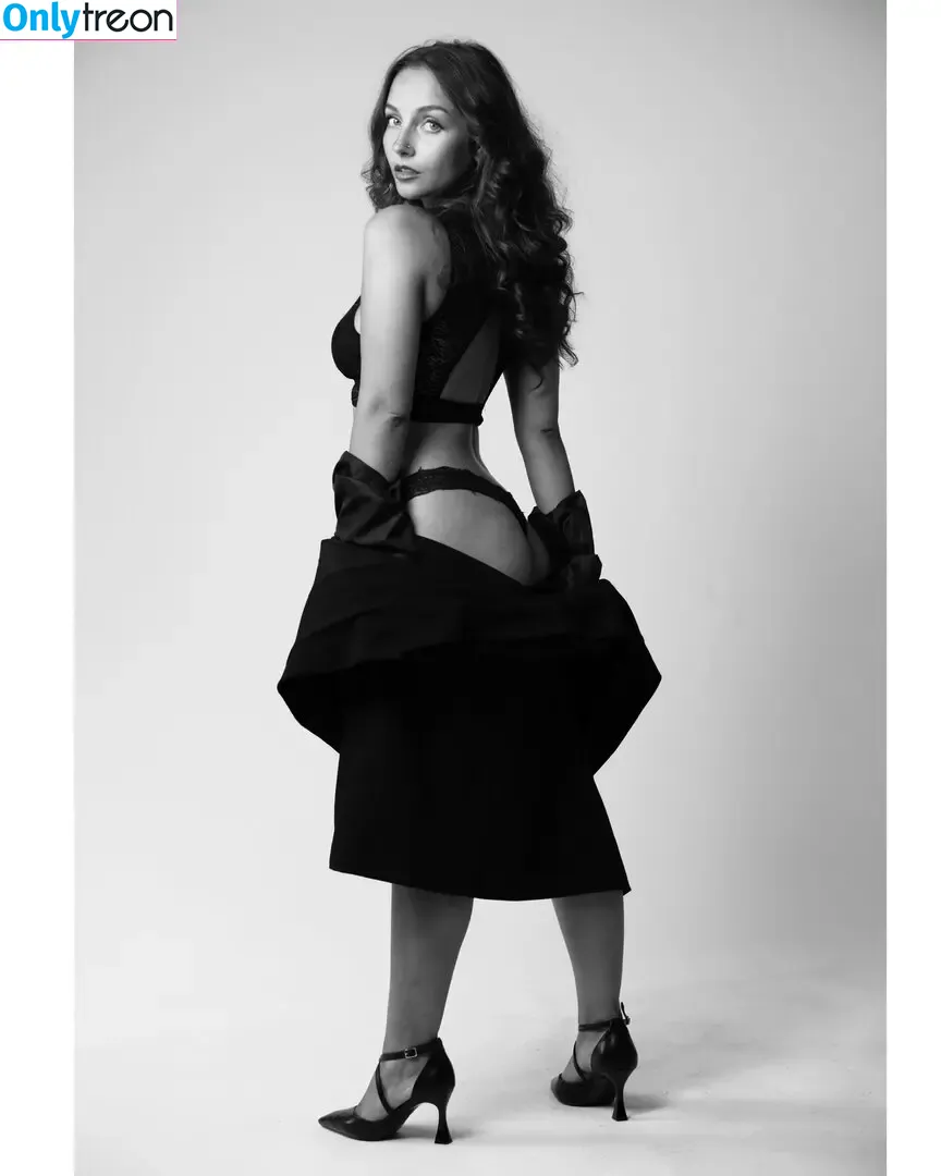 Fabiola Holystone nude photo #0071 (fabiolaholystone)