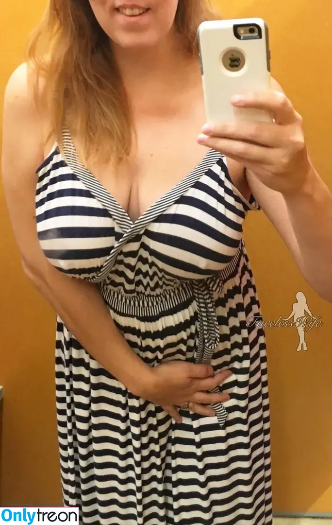 Facelleswife nude photo #0007 (cwjcox / facelesswife / facelless)