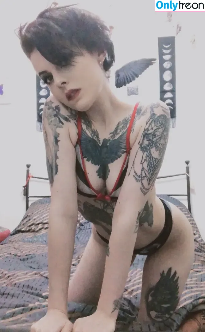 Faerie Blossom nude photo #0115 (FaerieBlossom / Nimue / faerie_blossom)