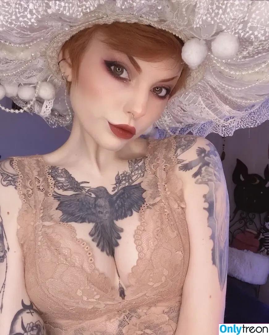 Faerie Blossom nude photo #0131 (FaerieBlossom / Nimue / faerie_blossom)