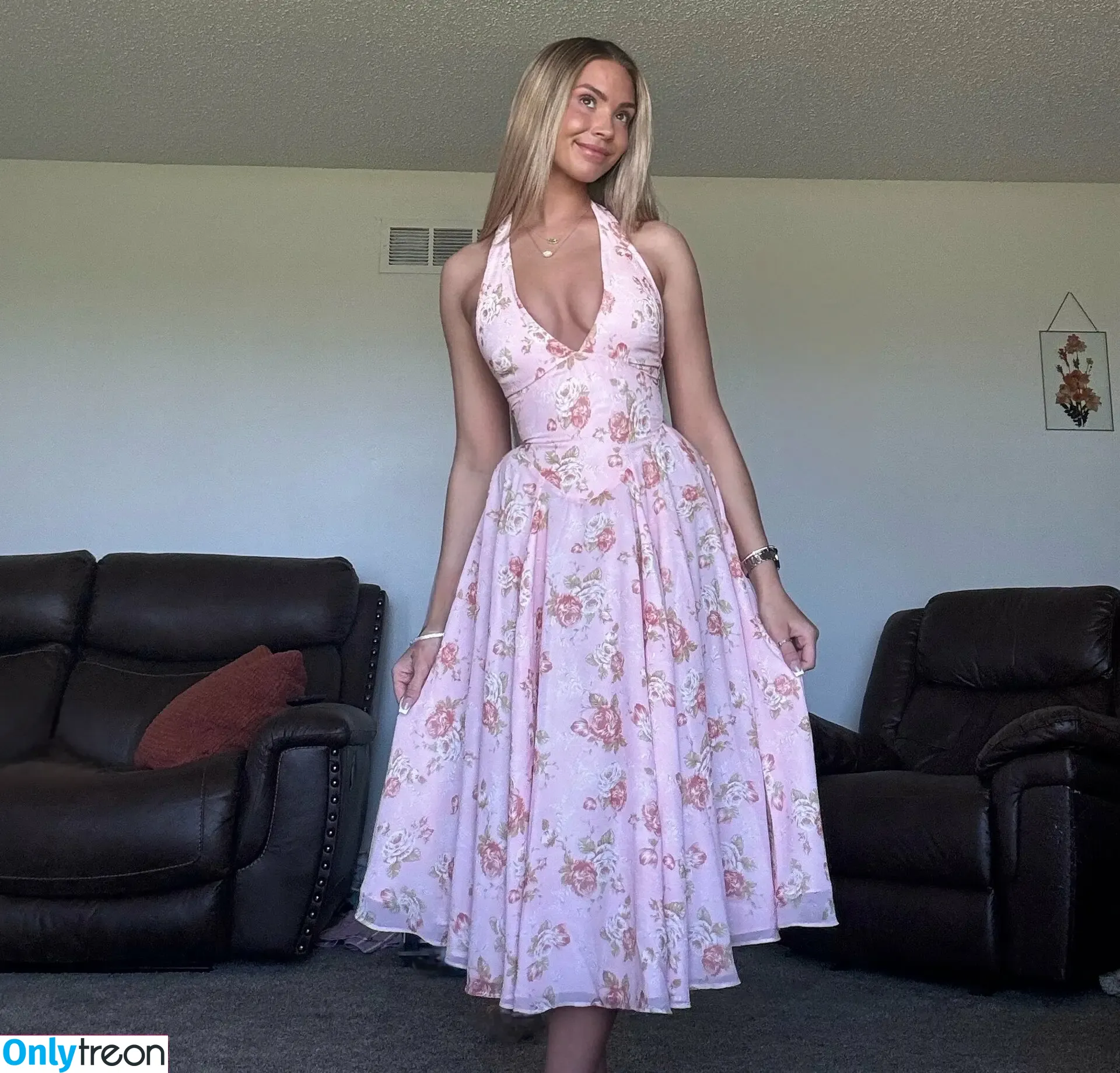 Faith Autumn nude photo #0031 (faithautummmn / faithautummn)