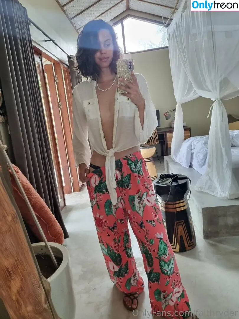 faithryder nude photo #0018 (faithryder_)