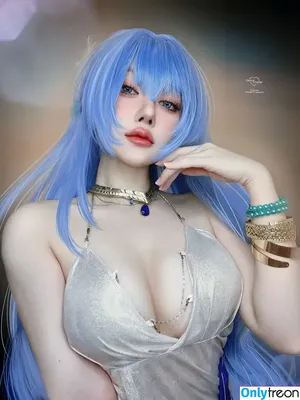 Faixvey nude photo #0078