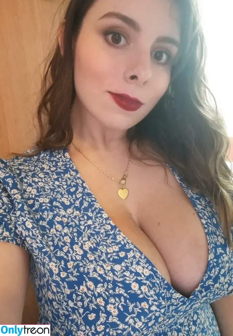 Fake_Geek_Girl nude photo #0009 (PlasticMomo)