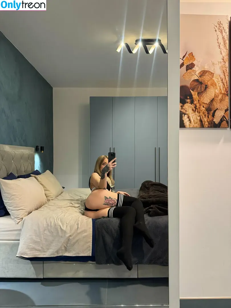 fakeannalee nude photo #0070 (fakeannaleex)