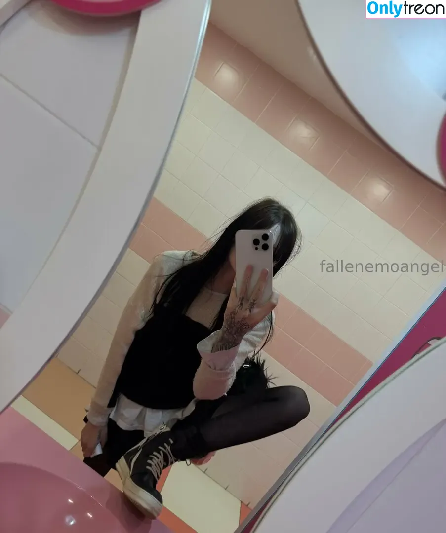 fallenemoangel nude photo #0361 (fallen_emo_angel666)