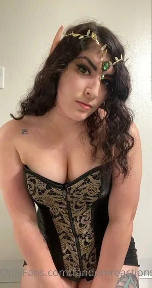 FandomReactions / fandomreactgirls nude photo #0011