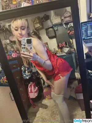 FandomReactions / fandomreactgirls nude photo #0752