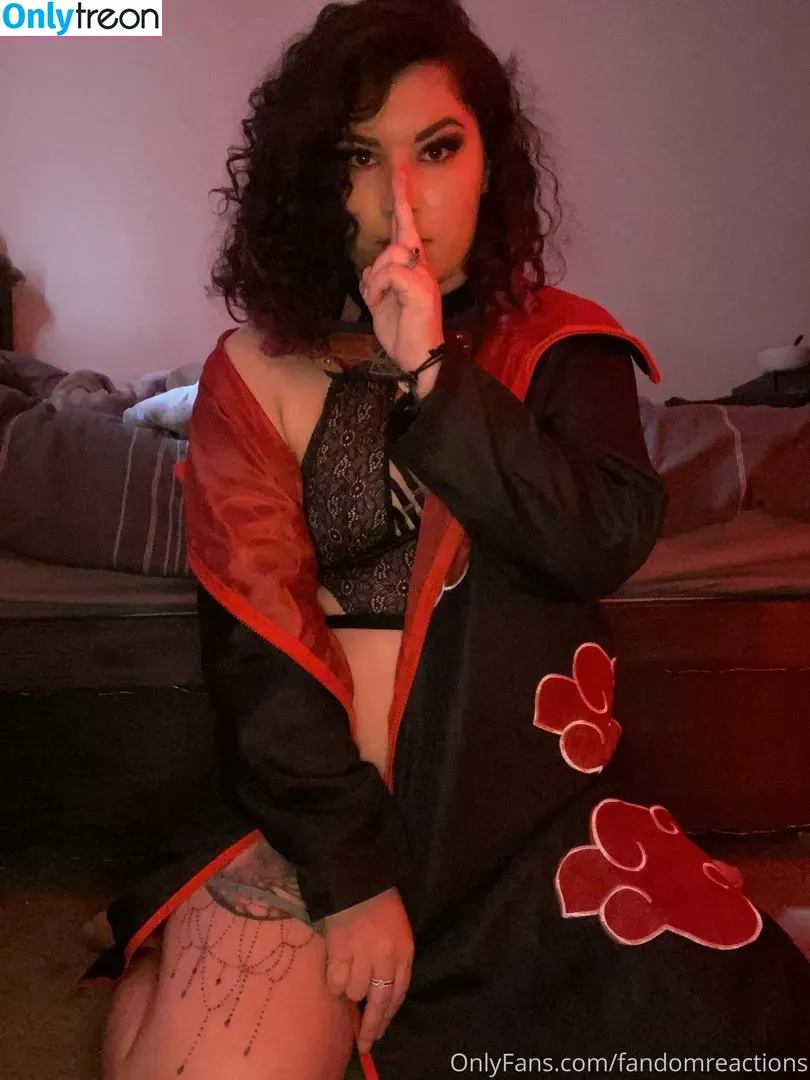 FandomReactions nude photo #0038 (fandomreactgirls)