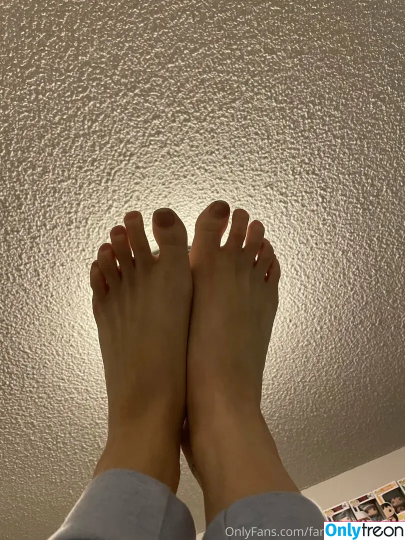 FandomReactions nude photo #0366 (fandomreactgirls)