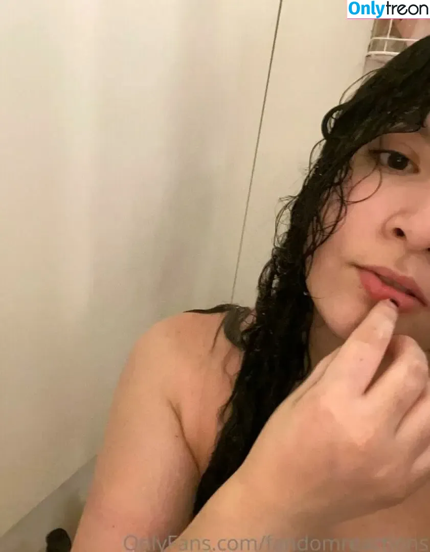 FandomReactions nude photo #0693 (fandomreactgirls)