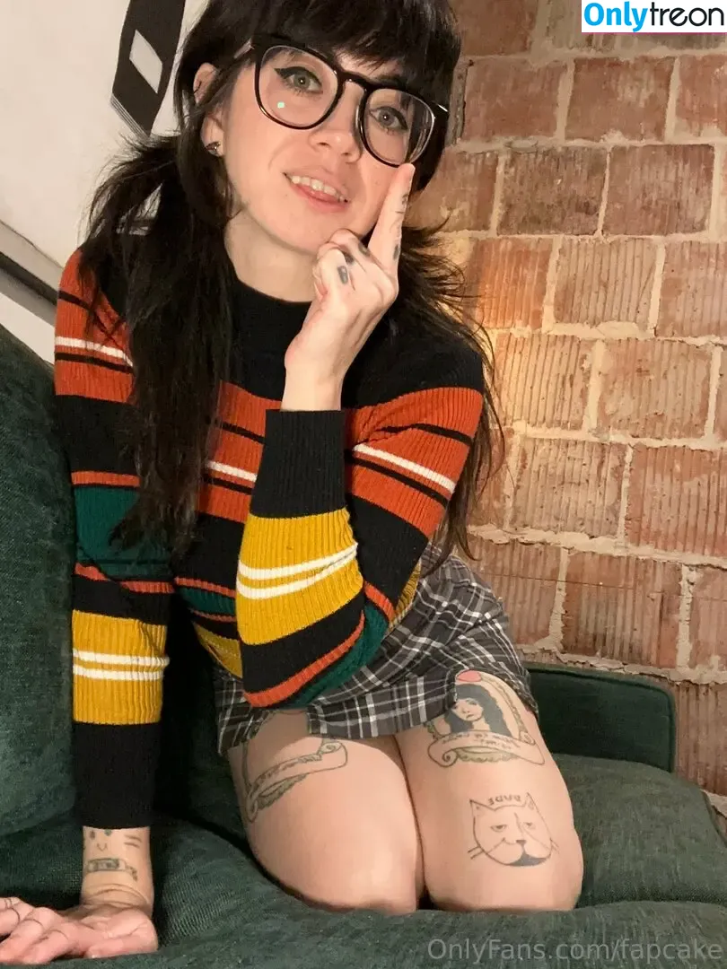 fapcake nude photo #0066 (thefapcakesenpai)