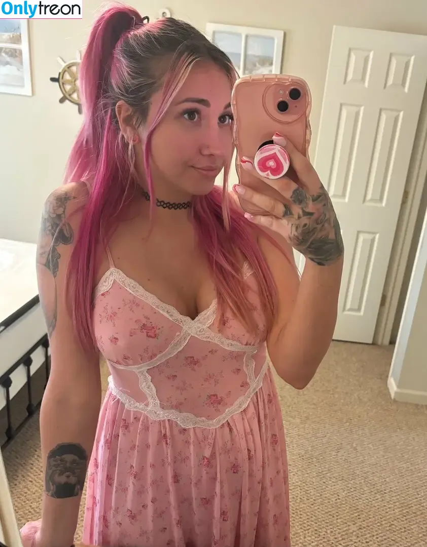 fari_hunny nude photo #0104 (sad_alien_art)