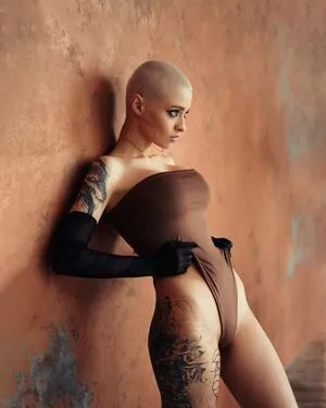 farruhhhamraeva / user nude photo #0162