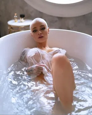 farruhhhamraeva / user nude photo #0163