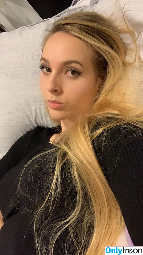 Fasffy nude photo #0006 (Fasffy)
