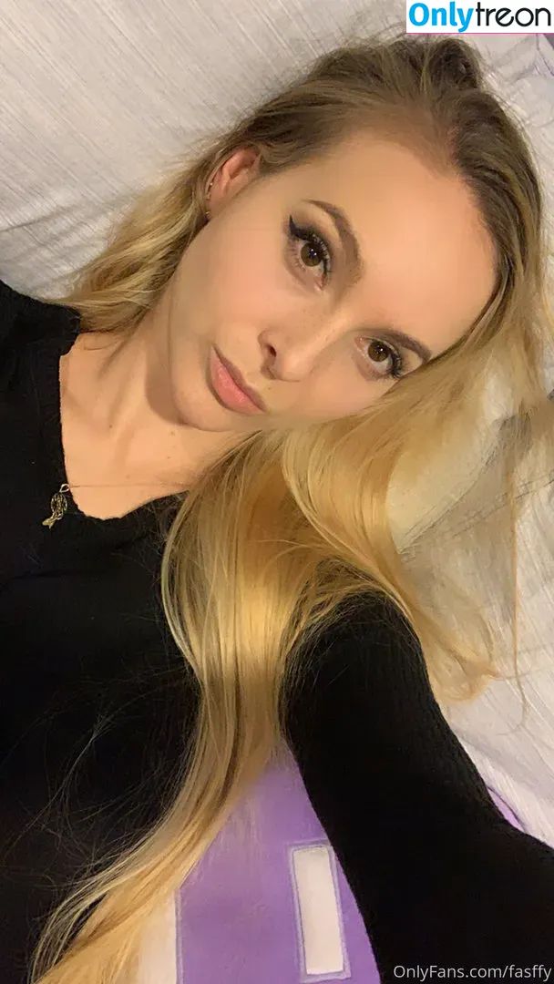 Fasffy nude photo #0008 (Fasffy)