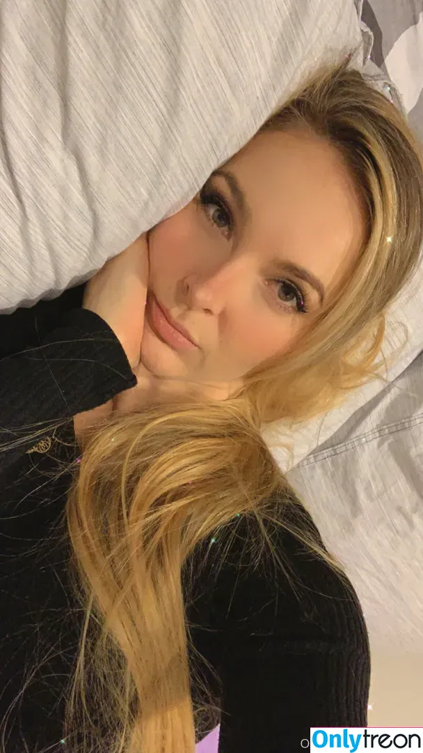Fasffy nude photo #0014 (Fasffy)