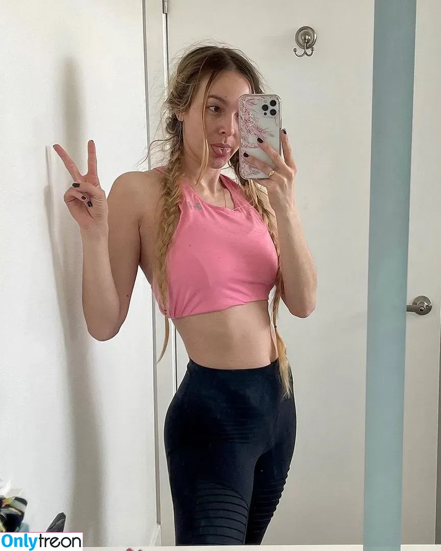 Fasffy nude photo #0038 (Fasffy)