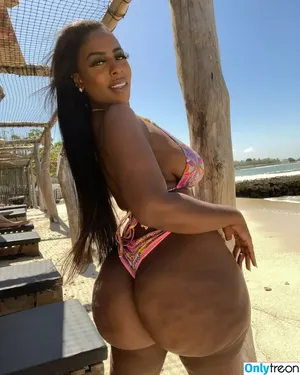 Fat Booty Bae / Angelcakesxxxx nude photo #0001