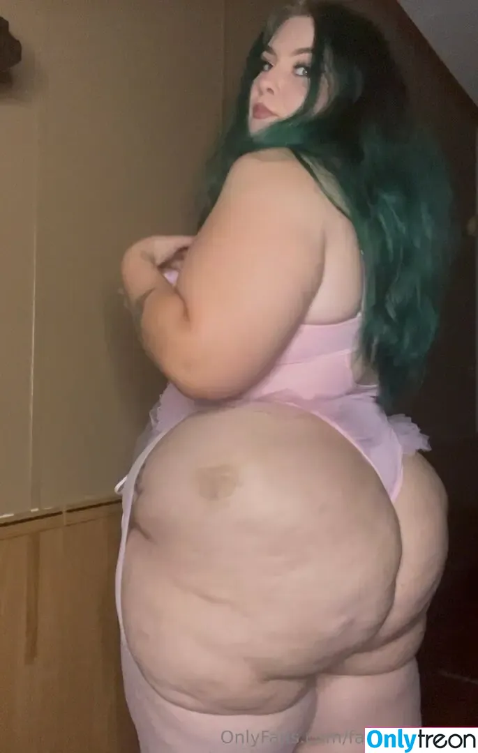 fatassgoddess nude photo #0386 (_fatassgoddess_ / kymberli)