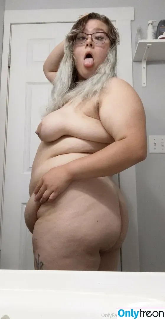 fatdreamwaifu nude photo #0027 (fatdreamwaifu)