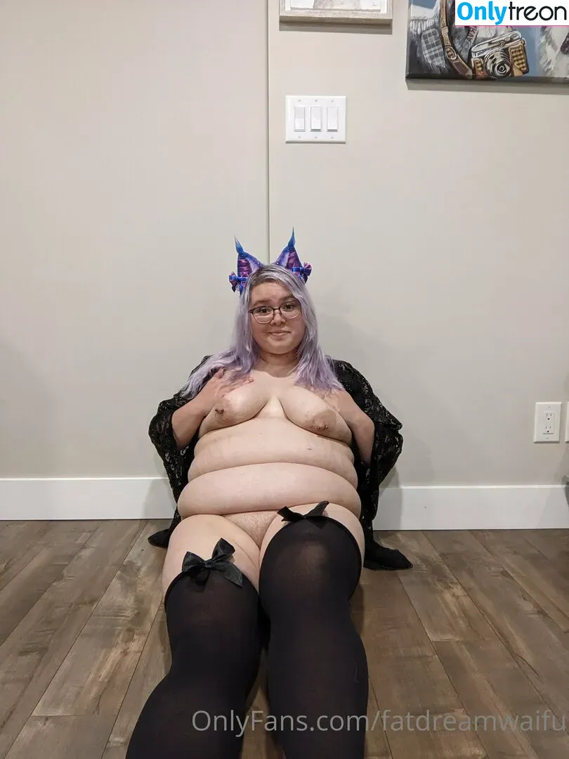 fatdreamwaifu nude photo #0229 (fatdreamwaifu)