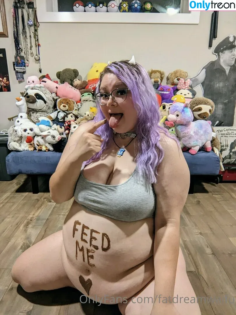 fatdreamwaifu nude photo #0321 (fatdreamwaifu)