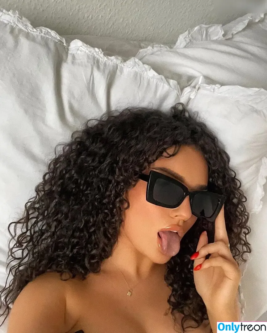 Fatmalocke nude photo #0023 (Fatmalocke)