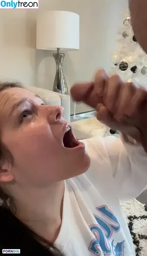 favcunttvx / ashleyydunham / slightlycunt nude photo #0007