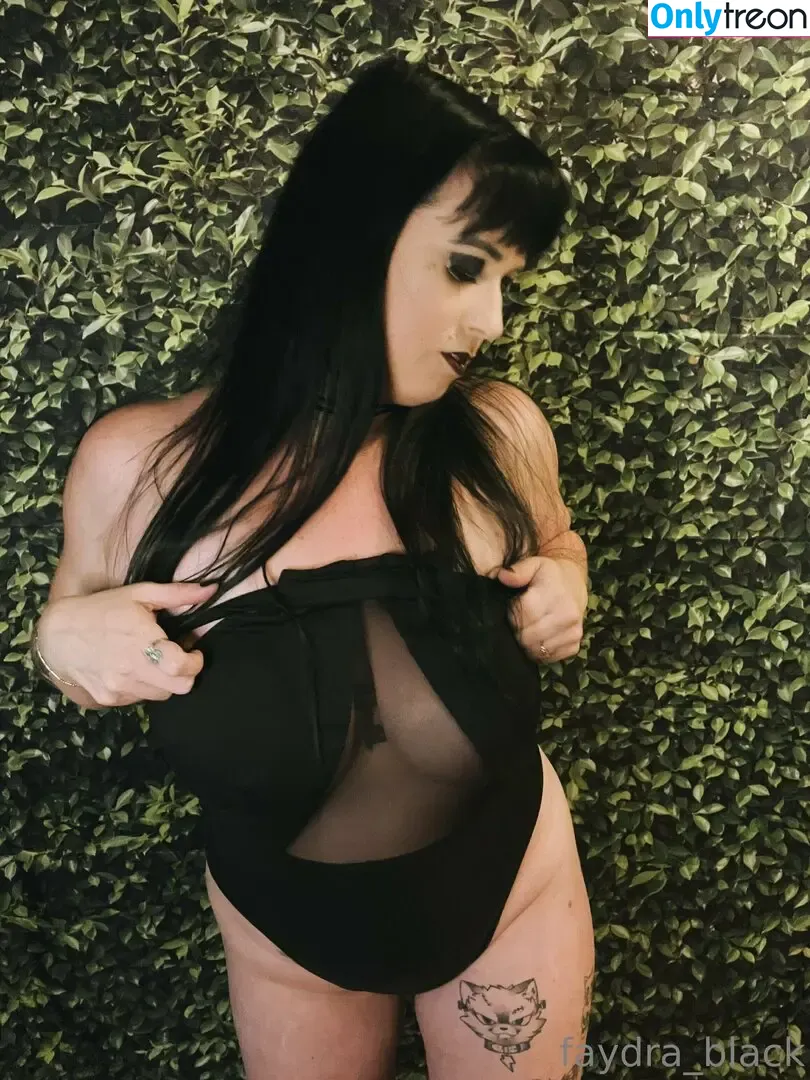 faydra_black nude photo #0030 (faydra_black)