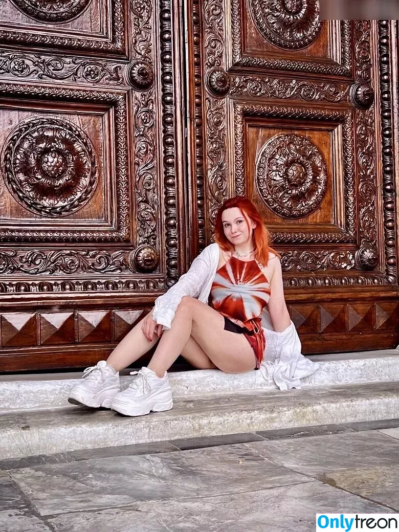Feedeline nude photo #0128 (Feli / feedeline_ / itsonly_feli)