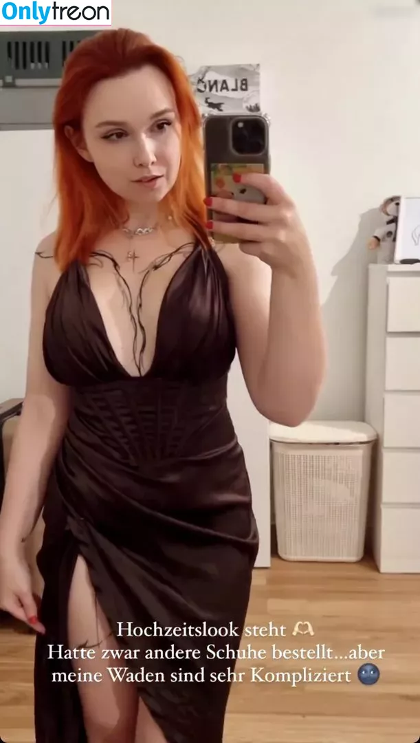 Feedeline nude photo #0135 (Feli / feedeline_ / itsonly_feli)