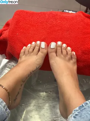 Feetbysvett / svettdaily nude photo #0039
