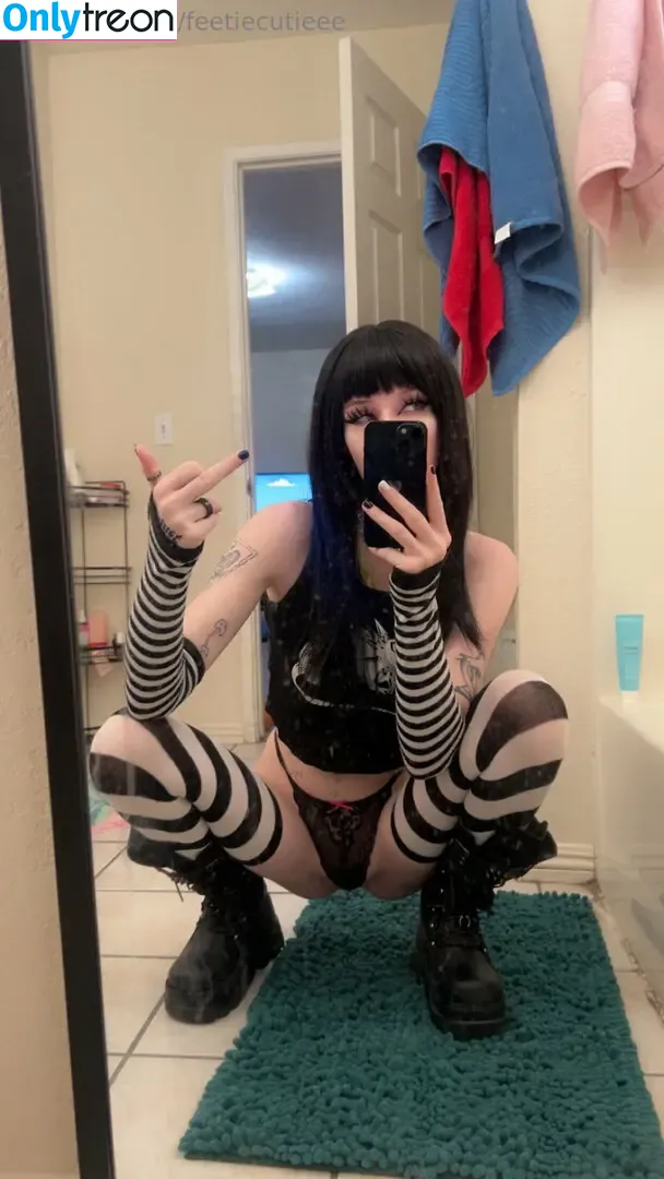 feetiecutieee nude photo #0239 (feetiecutie__)