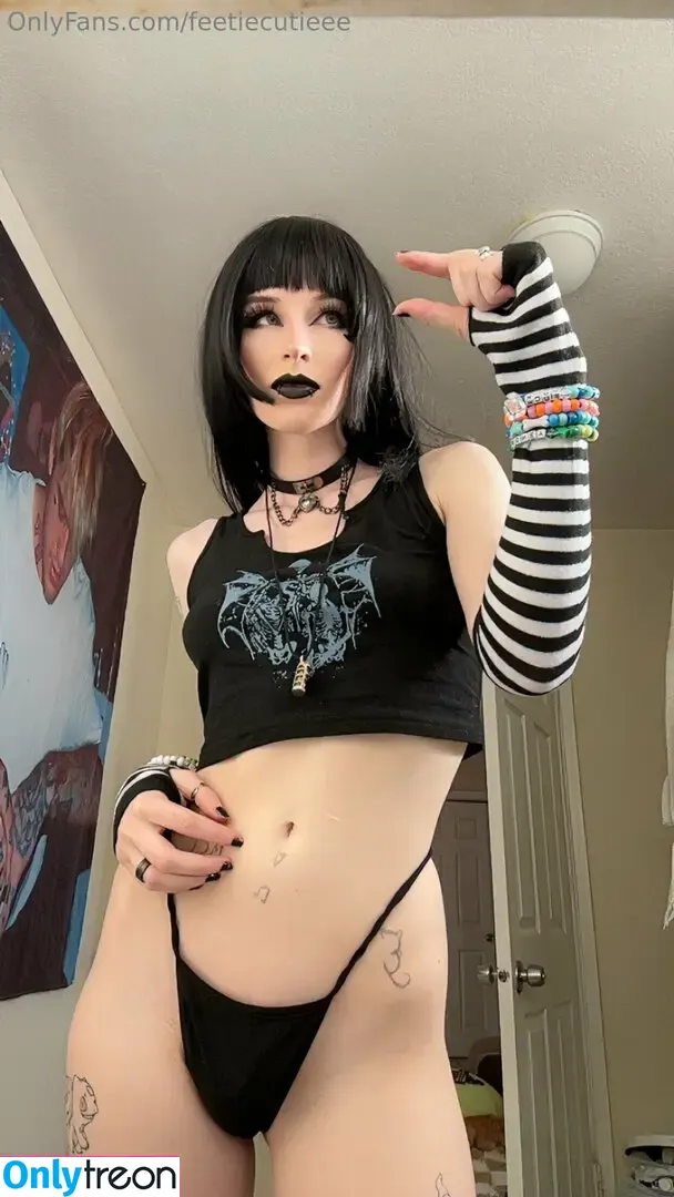 feetiecutieee nude photo #0270 (feetiecutie__)