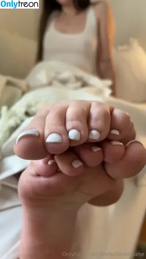 feetprincessjane / f33tpr1nc3ss nude photo #0099