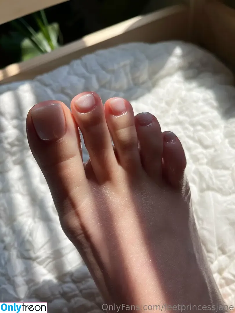 feetprincessjane nude photo #0141 (f33tpr1nc3ss)