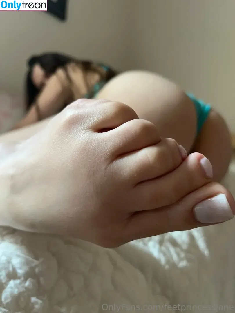 feetprincessjane nude photo #0146 (f33tpr1nc3ss)
