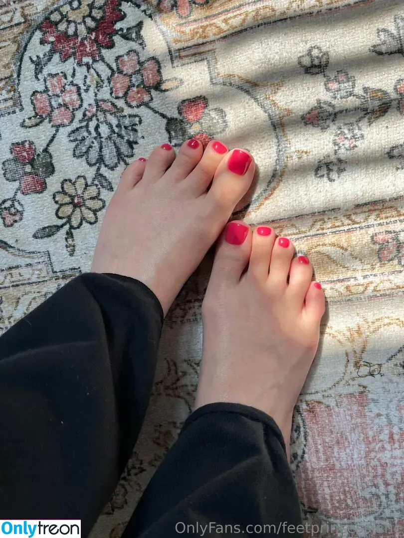 feetprincessjane nude photo #0148 (f33tpr1nc3ss)